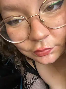 Czat XXX na żywo – SecsiMoon