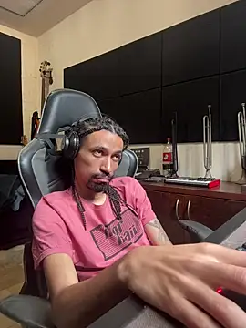 Chat XXX en directo de FavelaDaddyCum