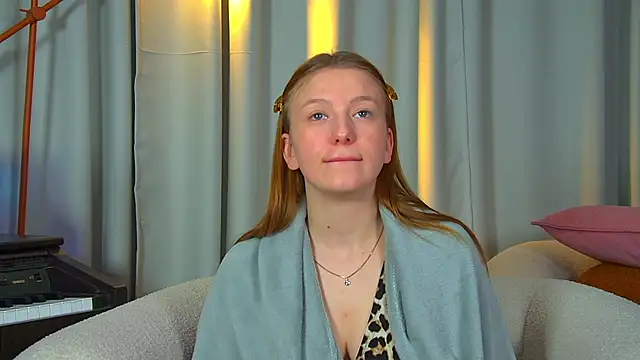 BeatriceBinoche Chat XXX live