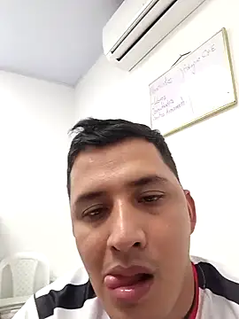 MonasticCanineのウェブカメラショー