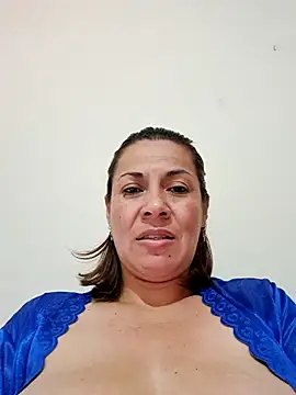 Zaralu_ Chat XXX live