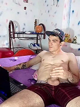 Chat XXX en directo de themaykiin18