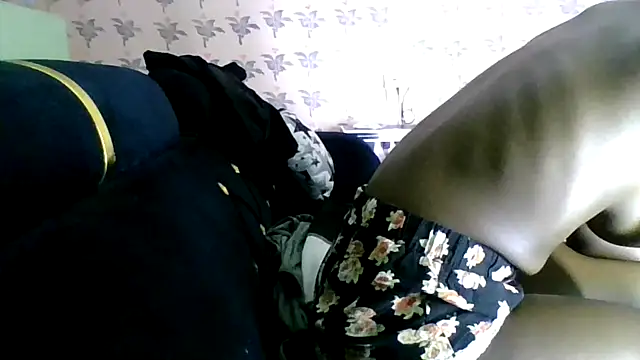 SWEET_LUELLA: απευθείας συνομιλία ΧΧΧ