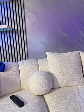 Chat XXX ao vivo de KirstieVegas