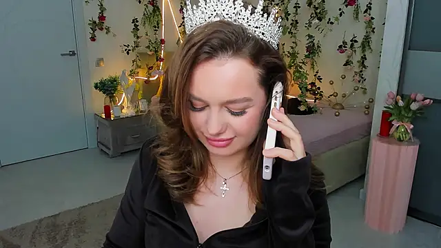 MiracleCurly Chat XXX in diretta