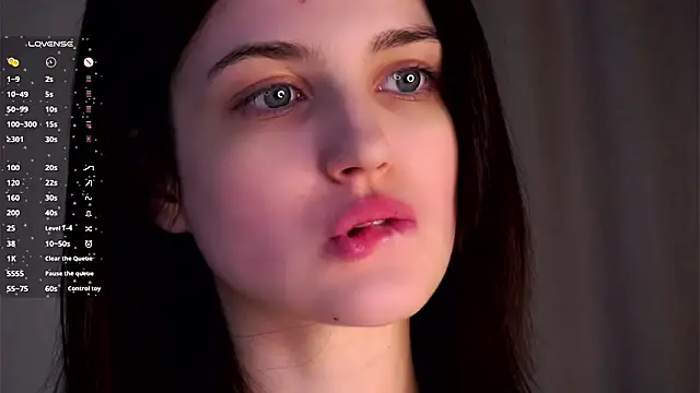 EffieHenri Chat XXX live