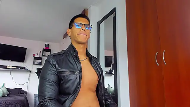 دردشة _John_Boy_ الجنسية المباشرة