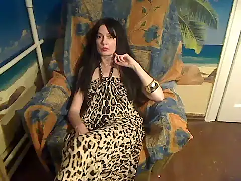 Bastet12 live XXX chat