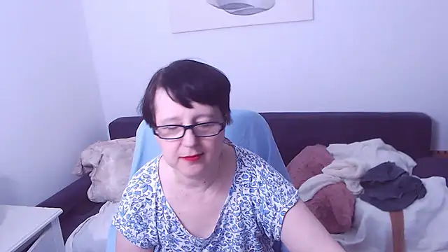 ChristaRose: онлайн-секс-чат