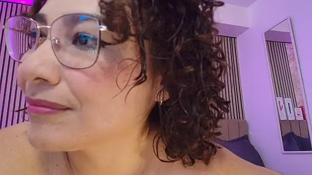 JuliRamirez: απευθείας συνομιλία ΧΧΧ