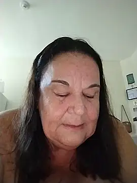 Yaya_Mineira 라이브 XXX 채팅