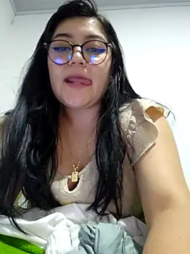 Sakura_0505 Chat XXX in diretta