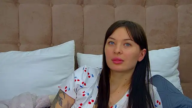 AlexandraBloom live XXX chat