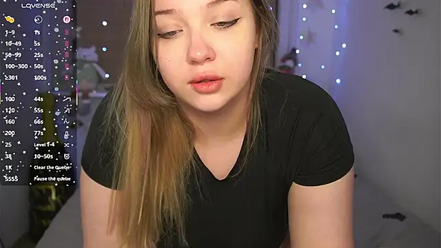 Živý XXX chat CuteSharloti