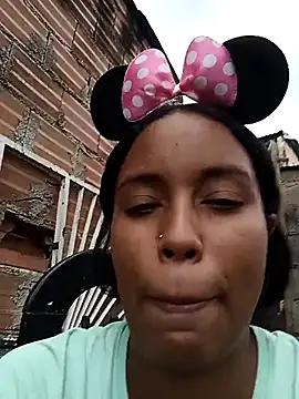 Fernanda30 网络视讯表演