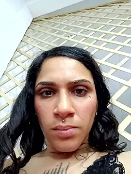 Little_Doll25 Adlı Modelin Canlı XXX Sohbeti