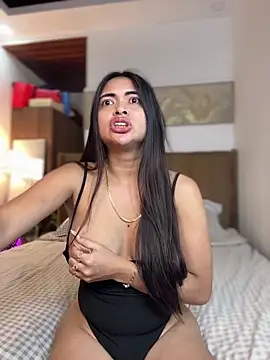 Bombshell_Rebbecca Adlı Modelin Canlı XXX Sohbeti