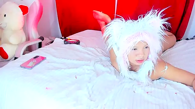 Emily_Coper18 élő XXX-chatje