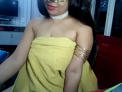 yourradhika Pertunjukan Webcam