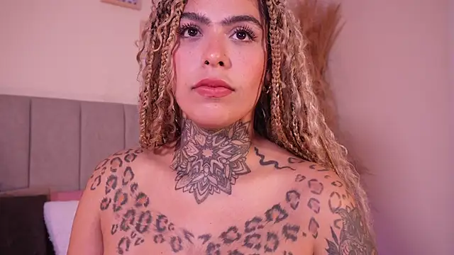 Онлайн чат XXX curvyliciousss