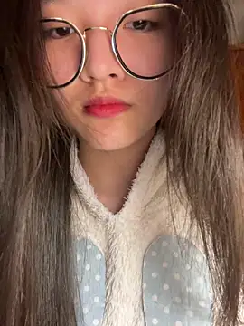 Krixxi22 网络视讯表演