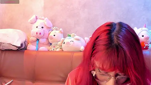 دردشة RedMeloddy الجنسية المباشرة