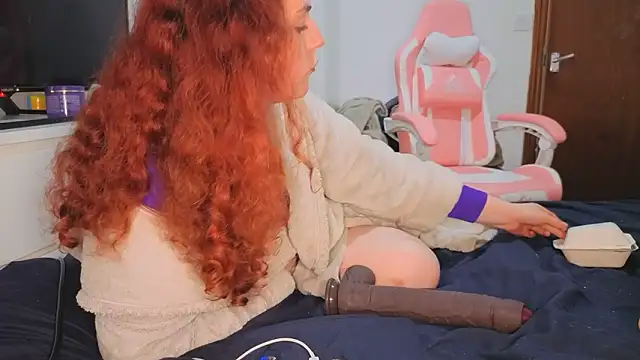 ENGLISHEMILY_69's Live XXX Chat