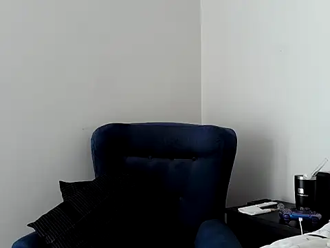 Show modela Iscariot19 na web-kameri