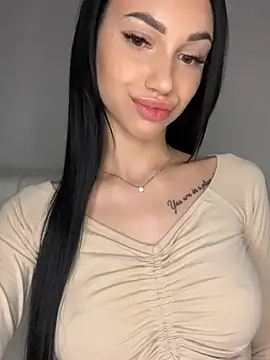 ilariea_girl 现场XXX聊天