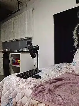 دردشة MassiveBoobsxxxx الجنسية المباشرة