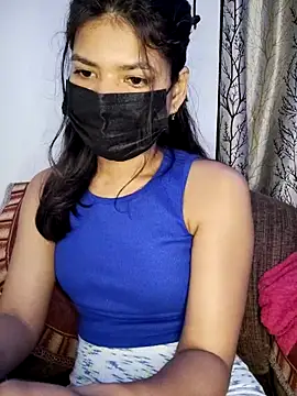 kavya-09 Adlı Modelin Canlı XXX Sohbeti