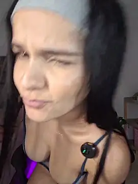 heyshaa's Live XXX Chat