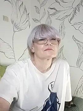 Catty_Lady Chat XXX in diretta