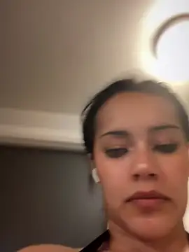 Chatroom XXX en direct de Risky_Workouts