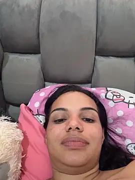 XXX chat uživo modela Anavalle