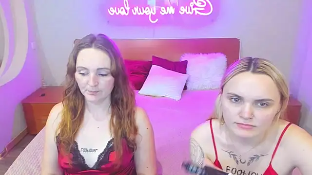MagicEyess' Live XXX Chat