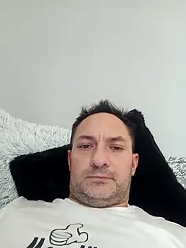 DANIELNEEL23 现场XXX聊天