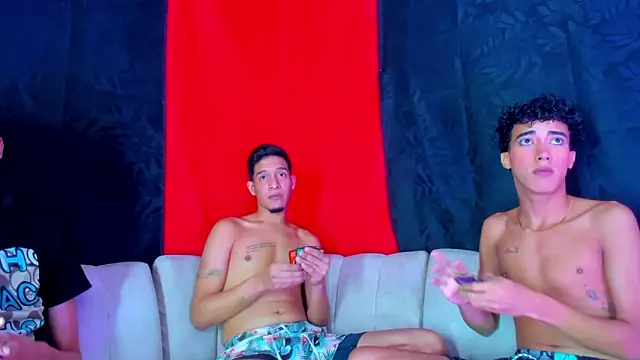 Show de Pleasure_boys_hot na webcam
