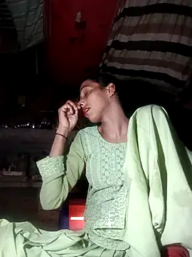 Pinki_thakur_1 Adlı Modelin Web Kamerası Şovu