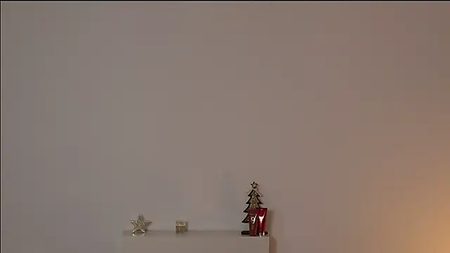 ella_twinkl 现场XXX聊天