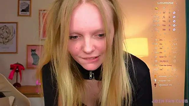 evangel1ne: онлайн-секс-чат