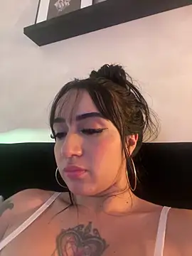 EmmyEvans1 Chat XXX live