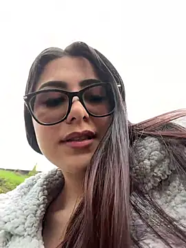 Natha_Fantasy Adlı Modelin Canlı XXX Sohbeti