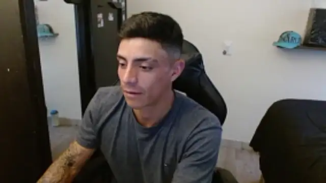 kv___xxx_ Live XXX Chat