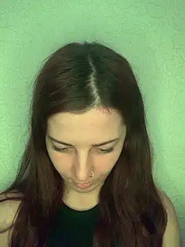 DAISY_pure_angelのライブXXXチャット