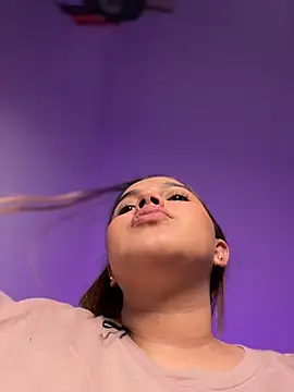 Colibri_Centaura's Live XXX Chat