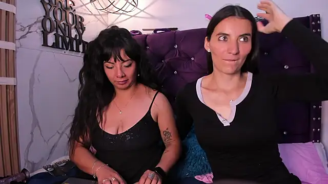 Chat XXX ao vivo de Valkiria-and-Dione