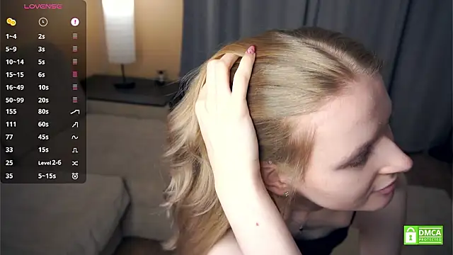 ToyaPletz Chat XXX live