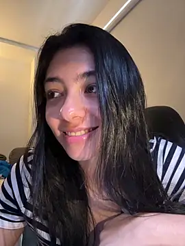 Liissa_cute_ Live XXX-Chat