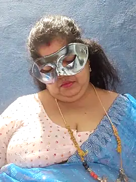 tamilthanushri 现场XXX聊天